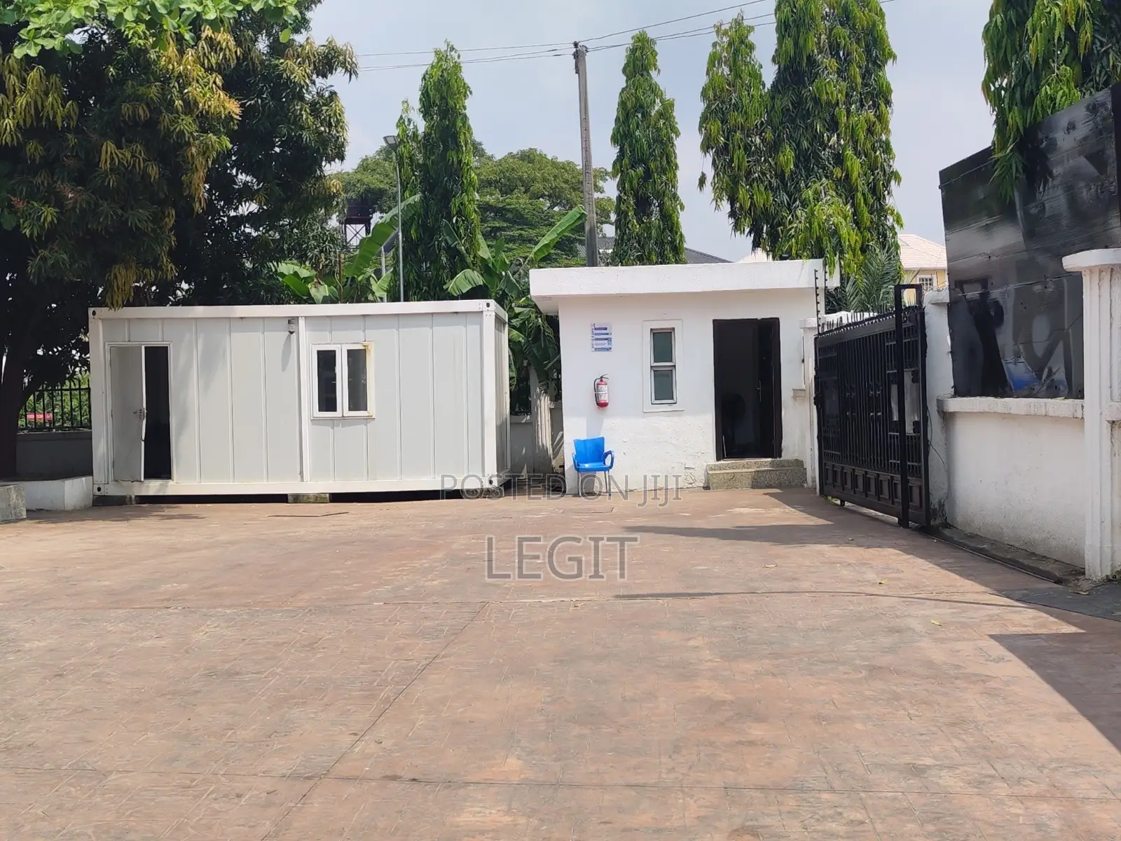 5bdrm Duplex in Asokoro for sale