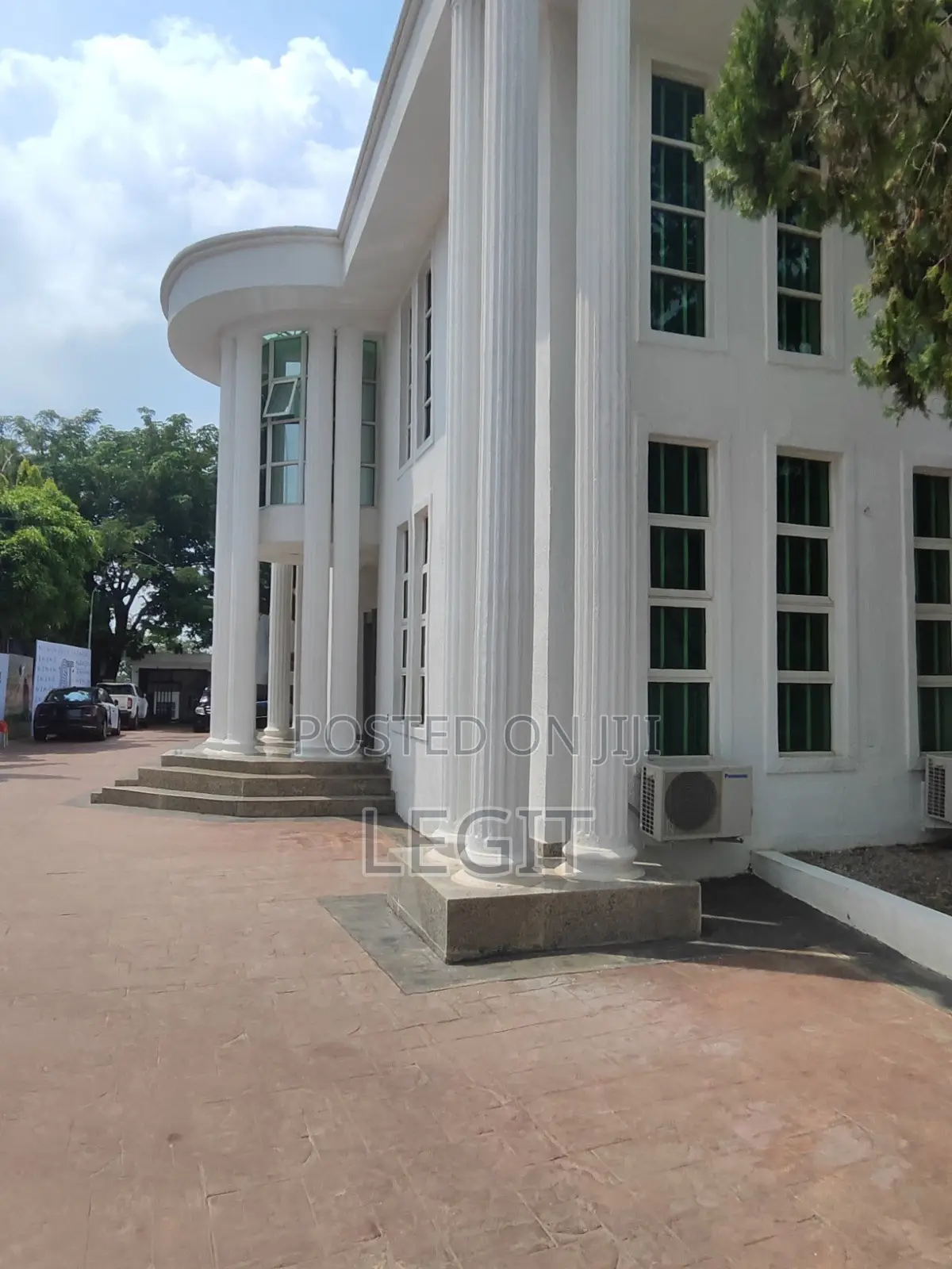 5bdrm Duplex in Asokoro for sale