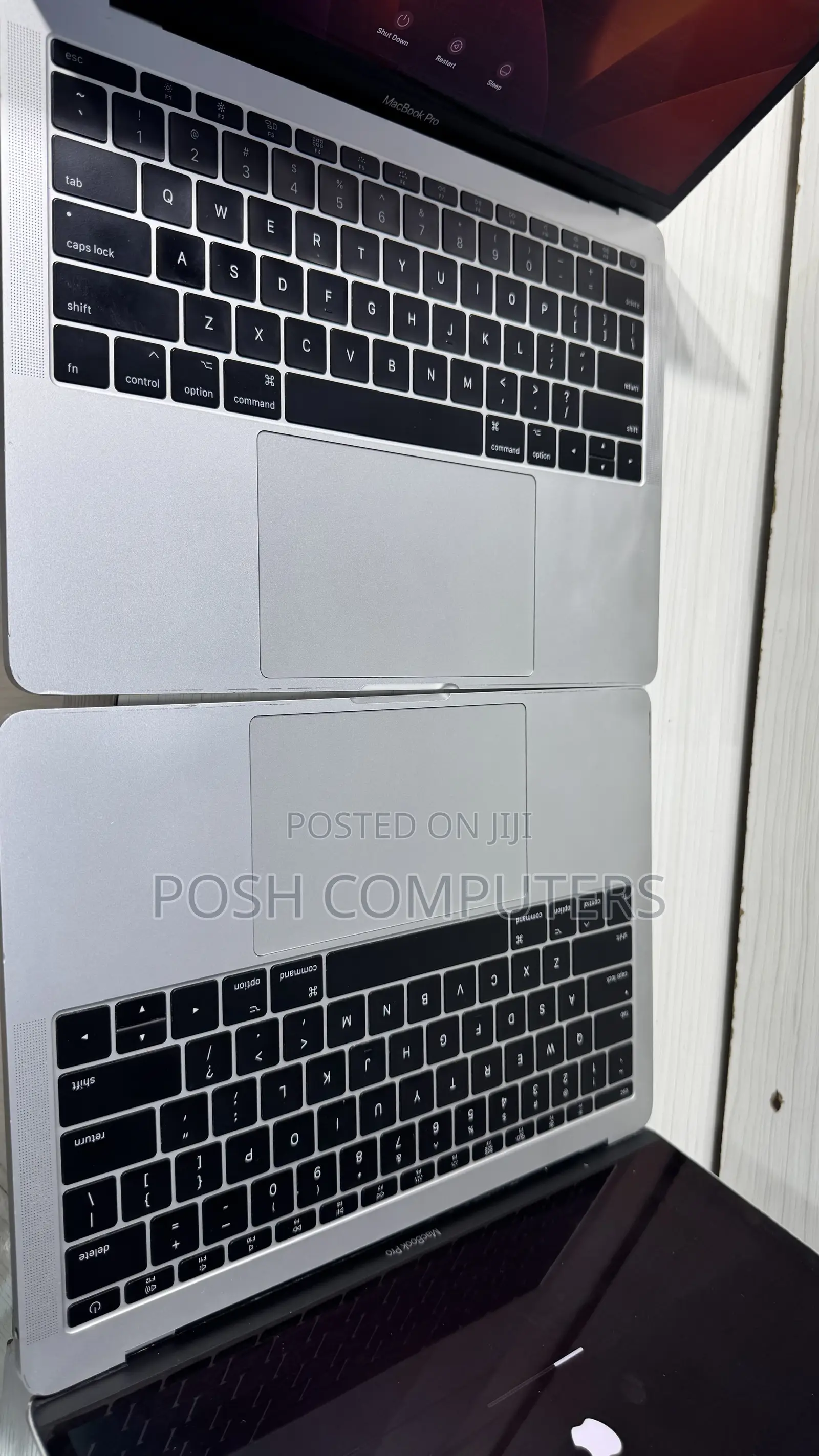Laptop Apple MacBook Pro 2017 8GB Intel Core i5 SSD 256GB