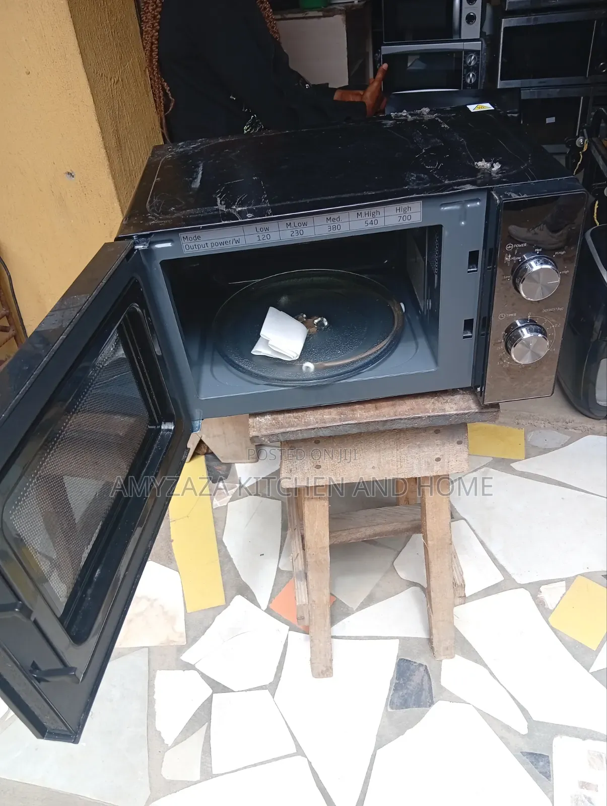KOENIC Mechanical Microwave Oven