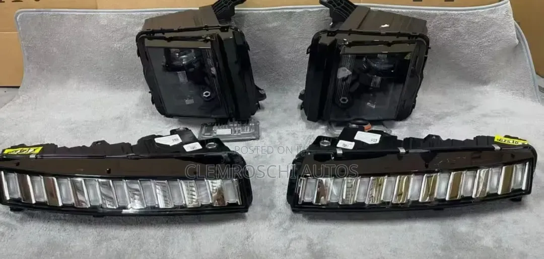High Quality Certified Brandnew Headlamp Rolls Royce Cullinan 2027/028