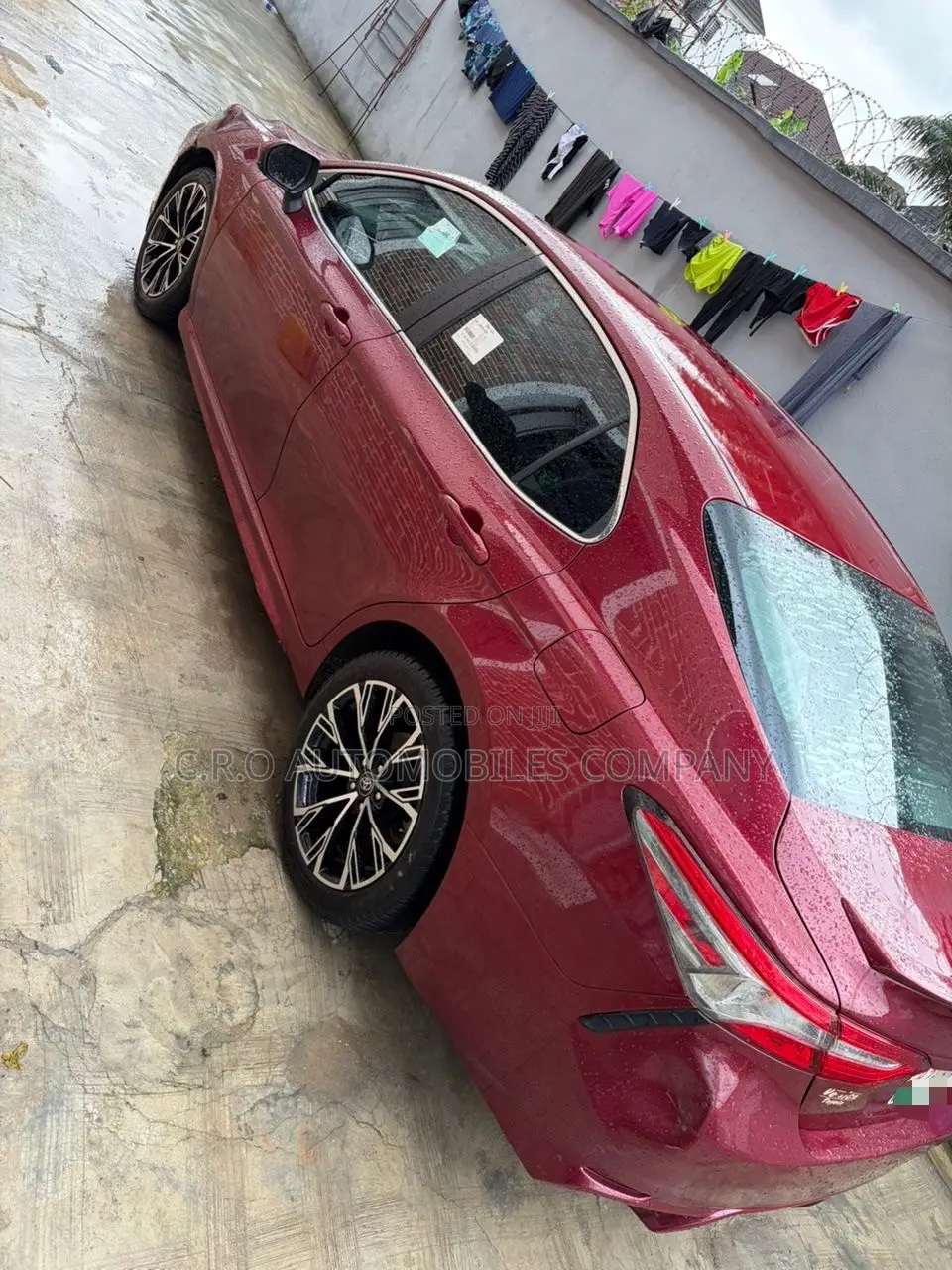 Toyota Camry SE FWD (2.5L 4cyl 8AM) 2018 Red