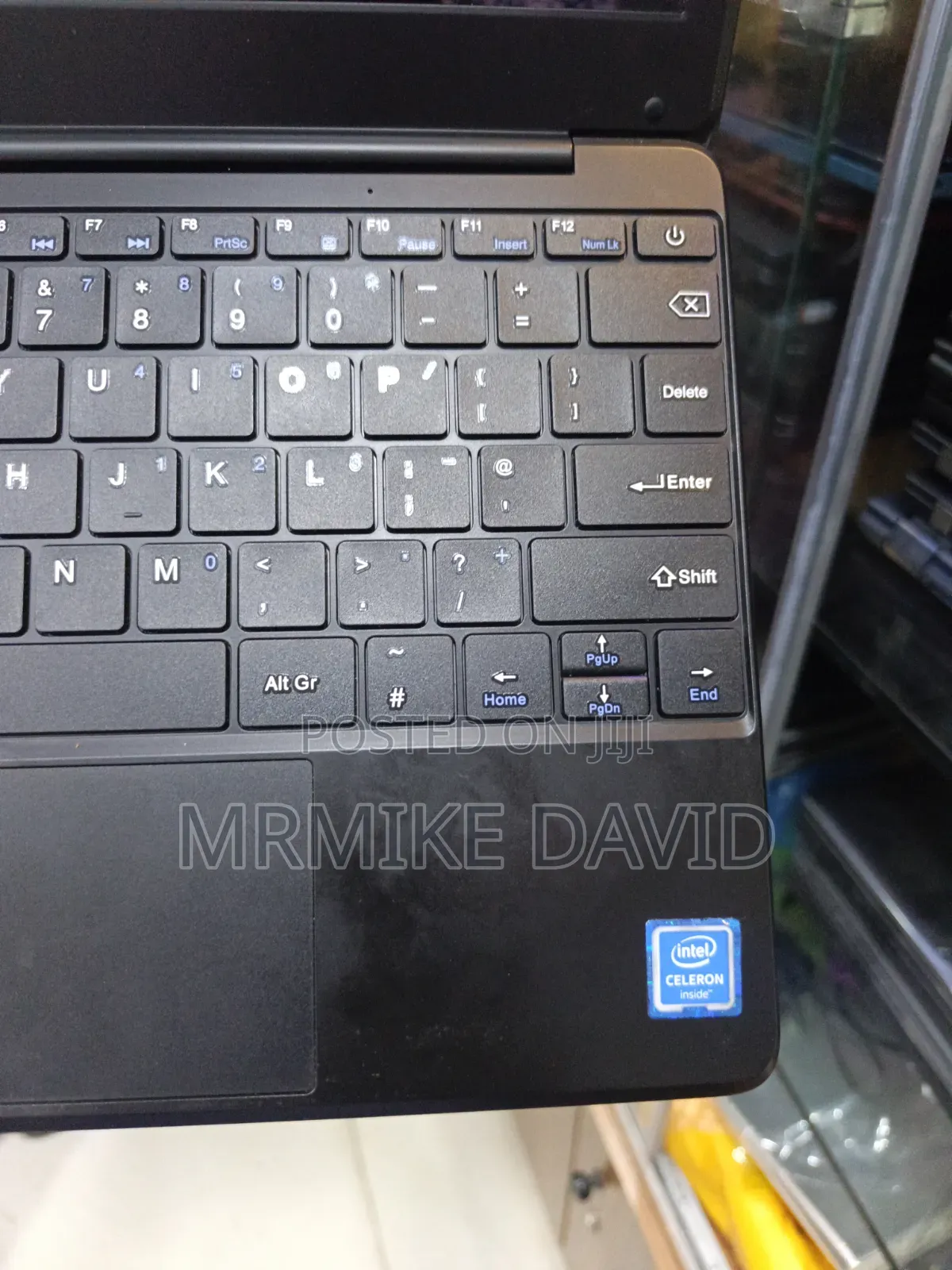 Laptop Geo Geobook 1E 4GB Intel SSD 60GB