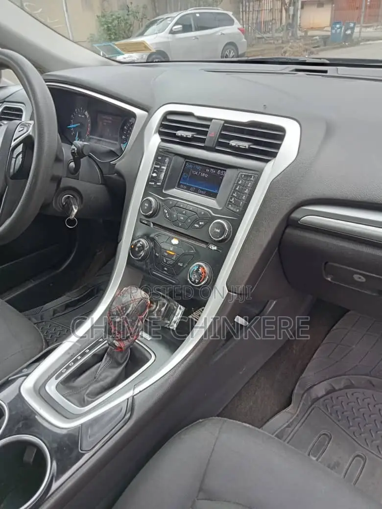 Ford Fusion Titanium 4dr Sedan AWD w/EcoBoost (2.0L 4cyl Turbo 6A) 2014