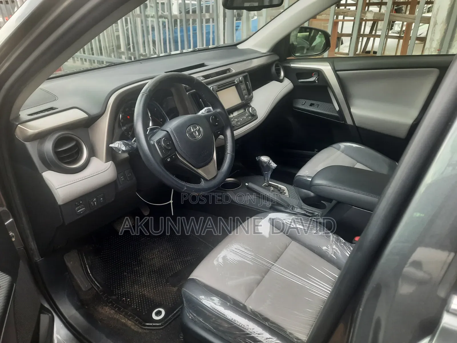 Toyota RAV4 2015 Gray