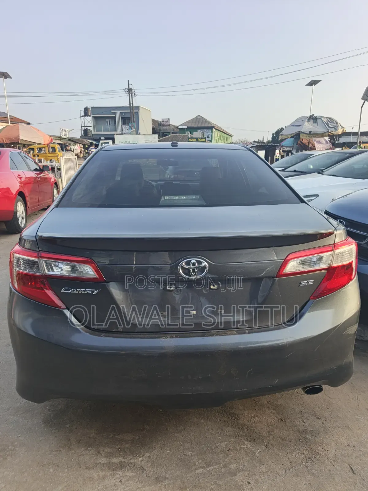 Toyota Camry SE 4dr Sedan (2.5L 4cyl 6A) 2013 Gray