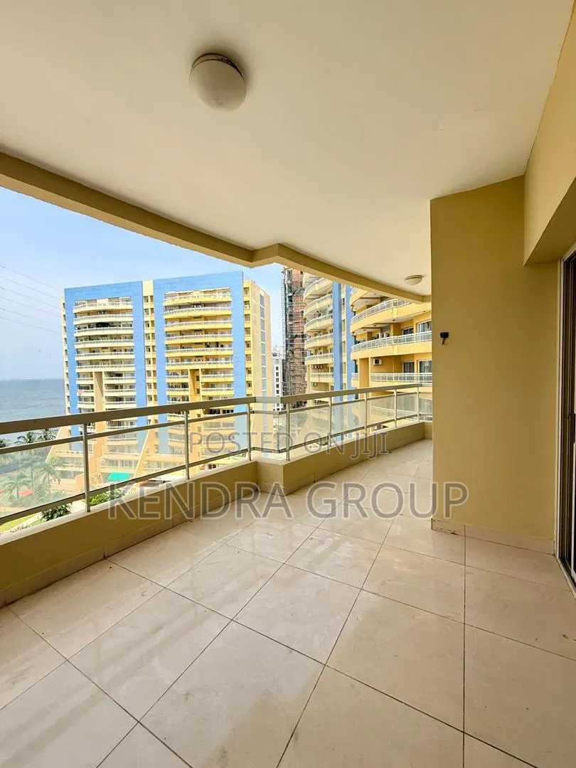 3bdrm Block of Flats in Banana Island for rent