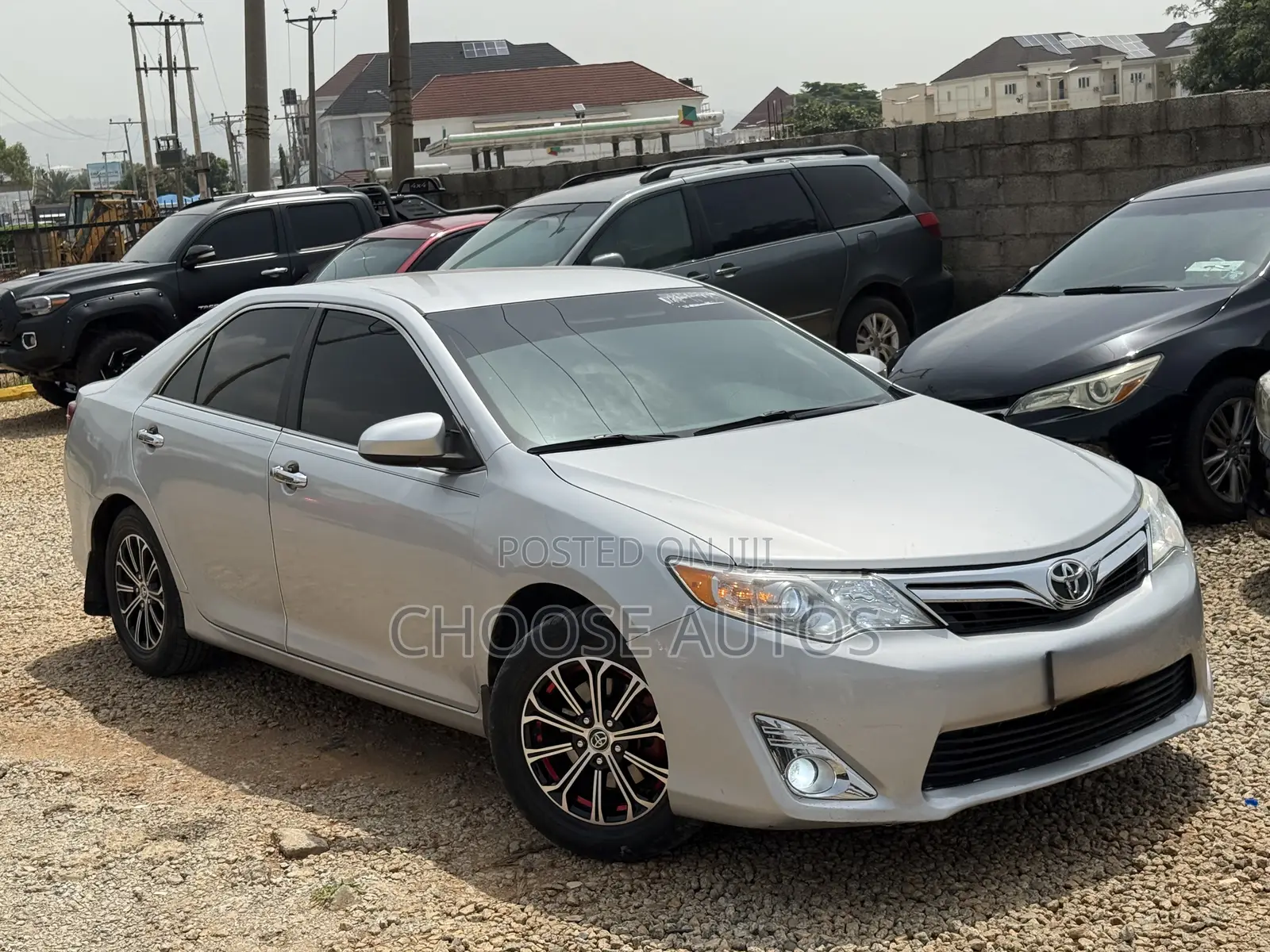 Toyota Camry LE 4dr Sedan (2.5L 4cyl 6A) 2014 Silver