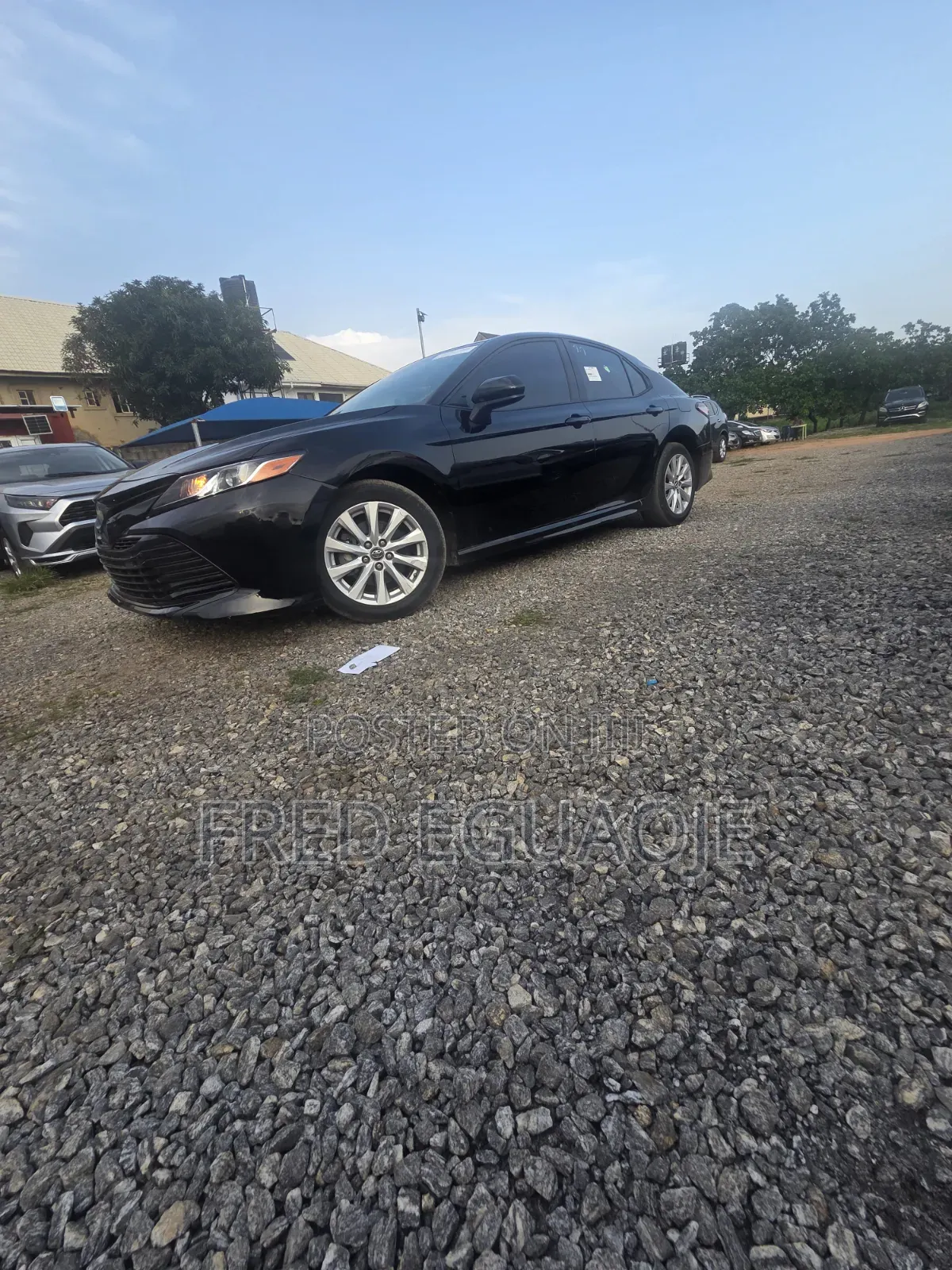 Toyota Camry SE FWD (2.5L 4cyl 8AM) 2018 Black