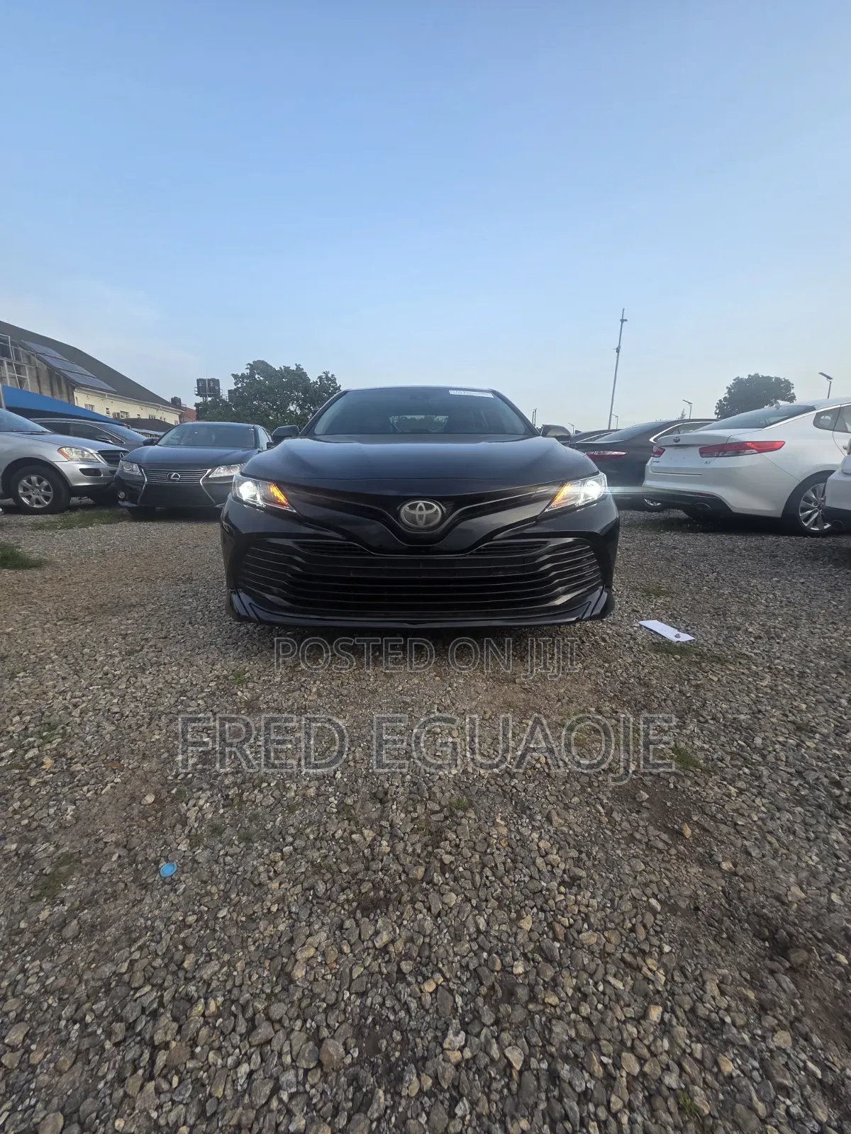 Toyota Camry SE FWD (2.5L 4cyl 8AM) 2018 Black