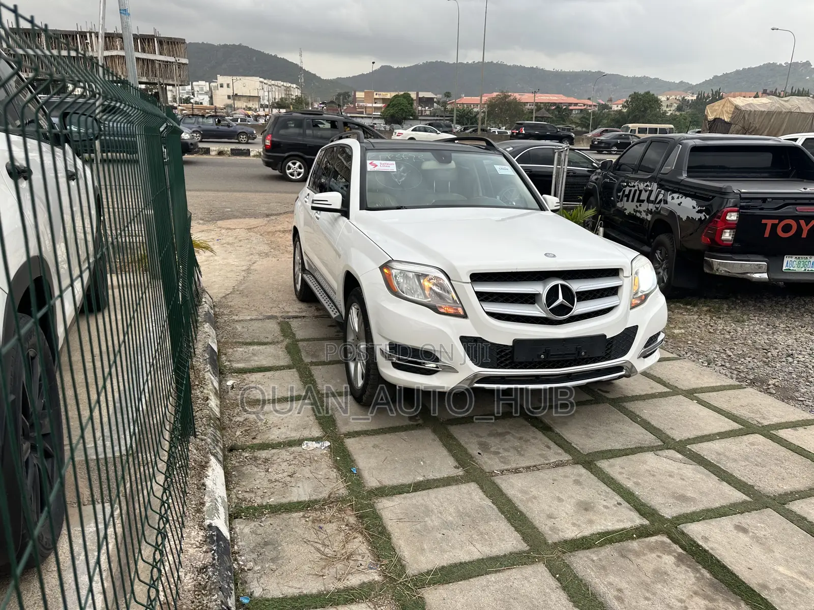 Mercedes-Benz GLK-Class 350 SUV 2013 White