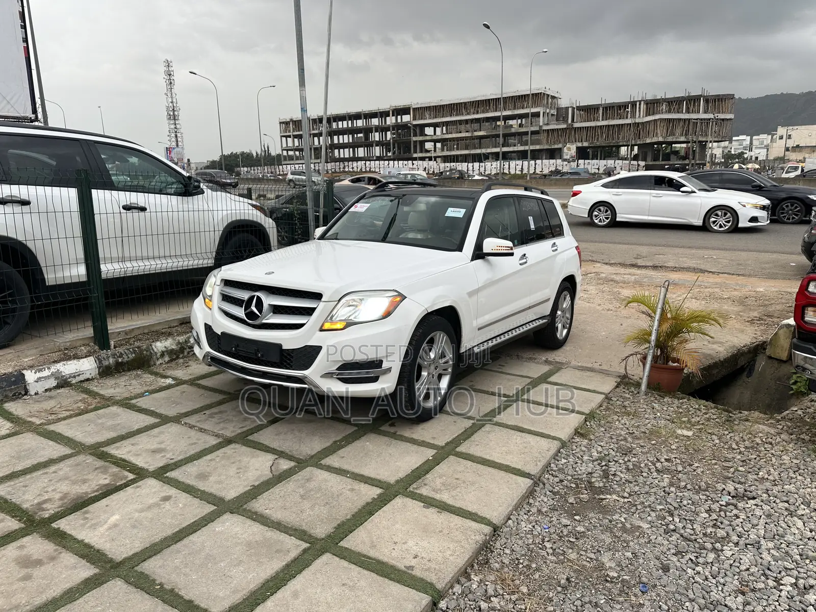 Mercedes-Benz GLK-Class 350 SUV 2013 White
