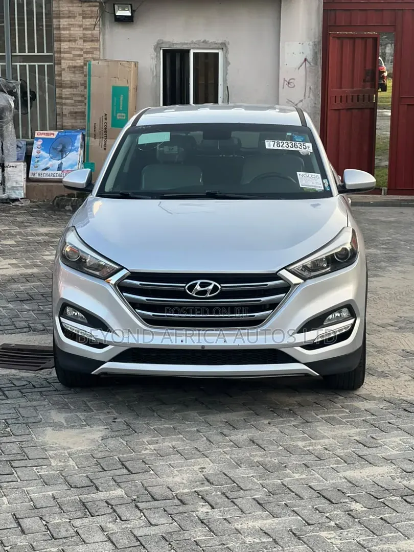 Hyundai Tucson 2019 Silver