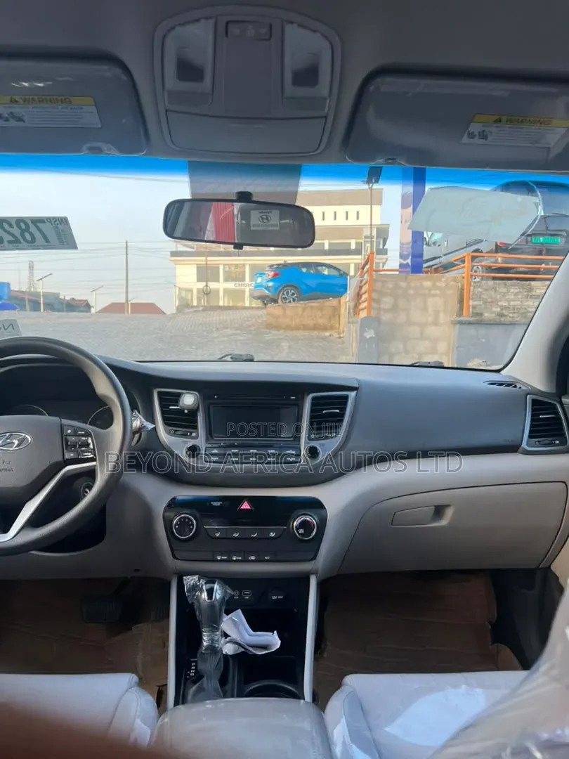 Hyundai Tucson 2019 Silver