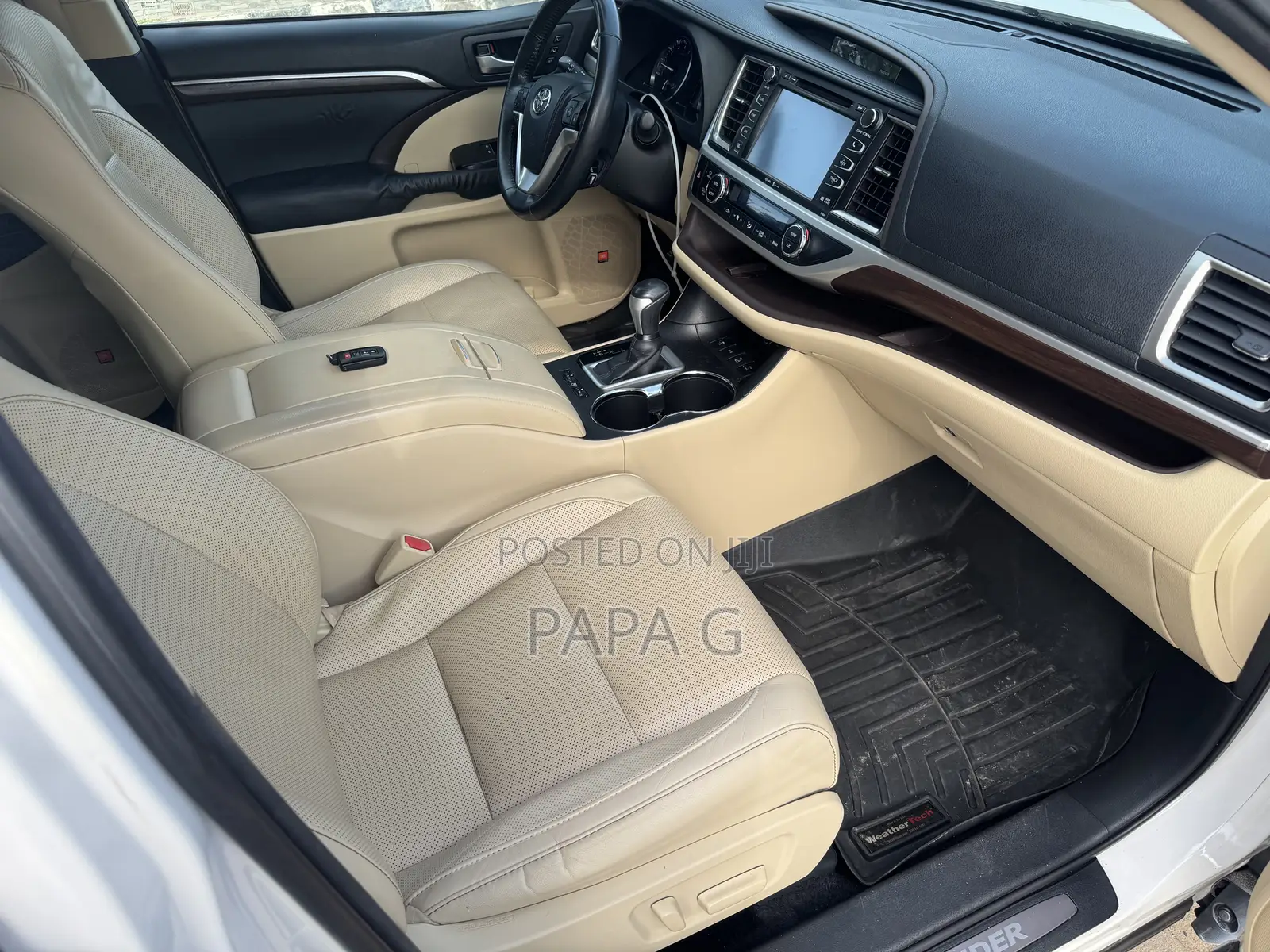 Toyota Highlander Limited 4dr SUV AWD (3.5L 6cyl 6A) 2015 White