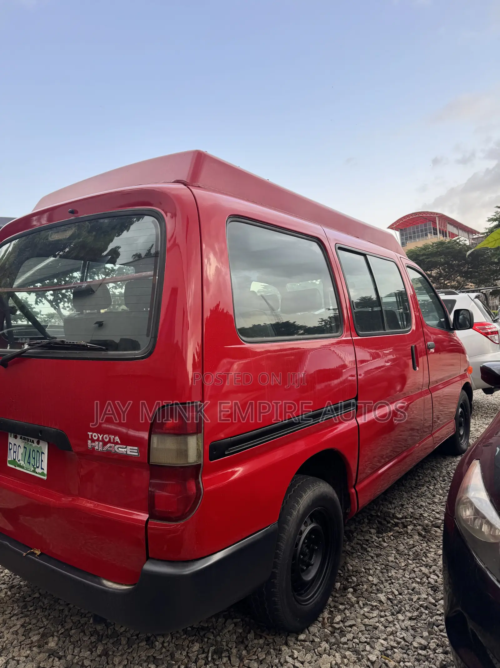 Toyota Grand HiAce 2002 Red