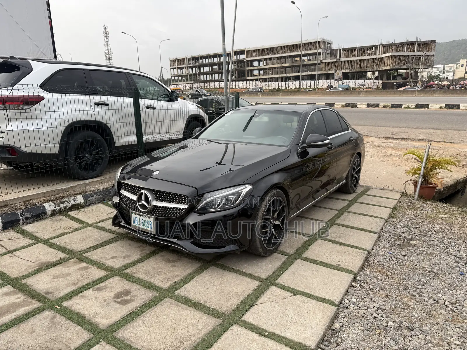 Mercedes-Benz C300 Base Sedan RWD (2.0L 4cyl 7A) 2016 Black