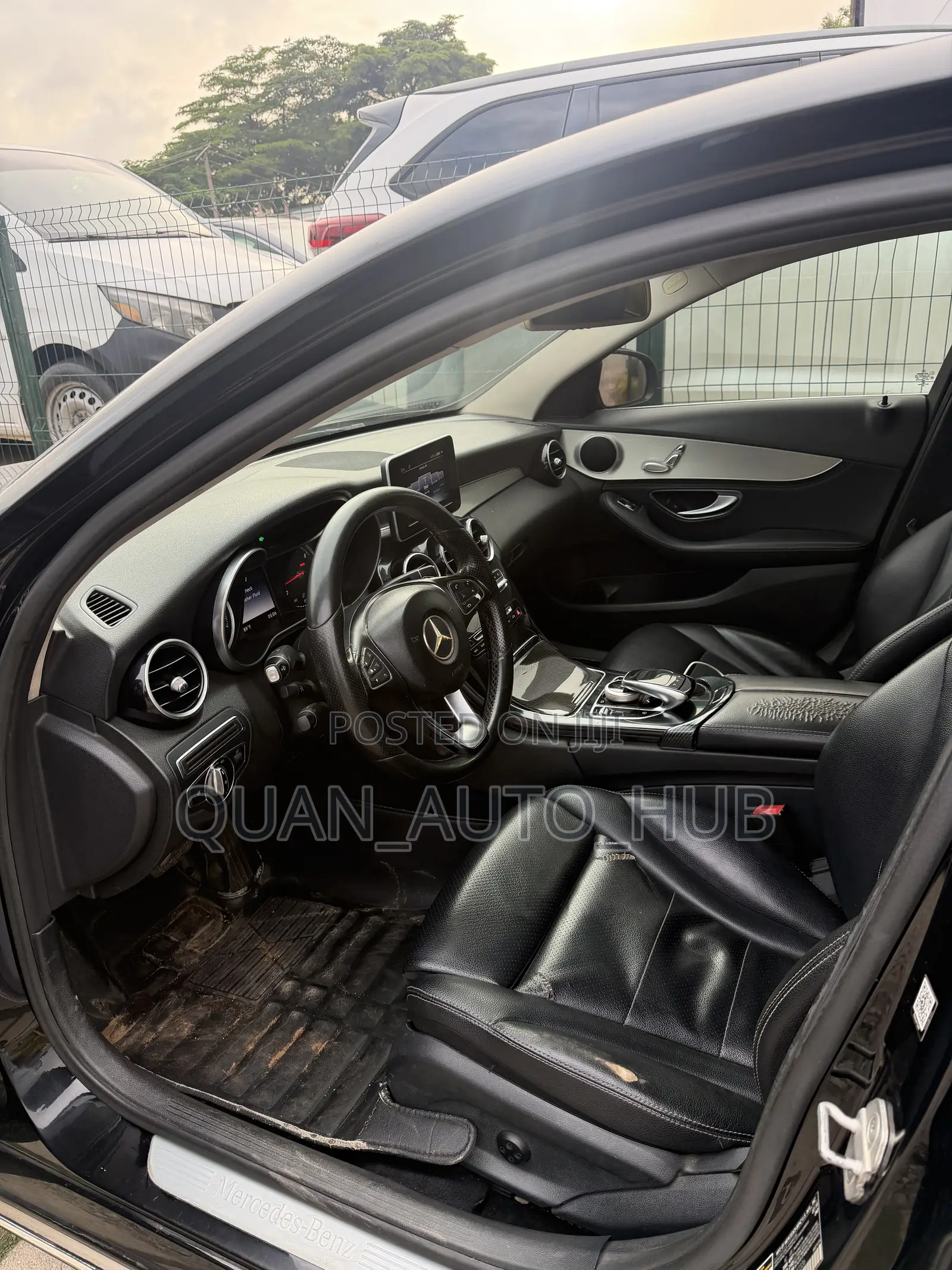 Mercedes-Benz C300 Base Sedan RWD (2.0L 4cyl 7A) 2016 Black