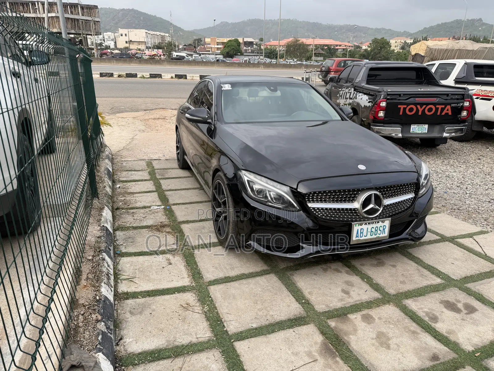 Mercedes-Benz C300 Base Sedan RWD (2.0L 4cyl 7A) 2016 Black
