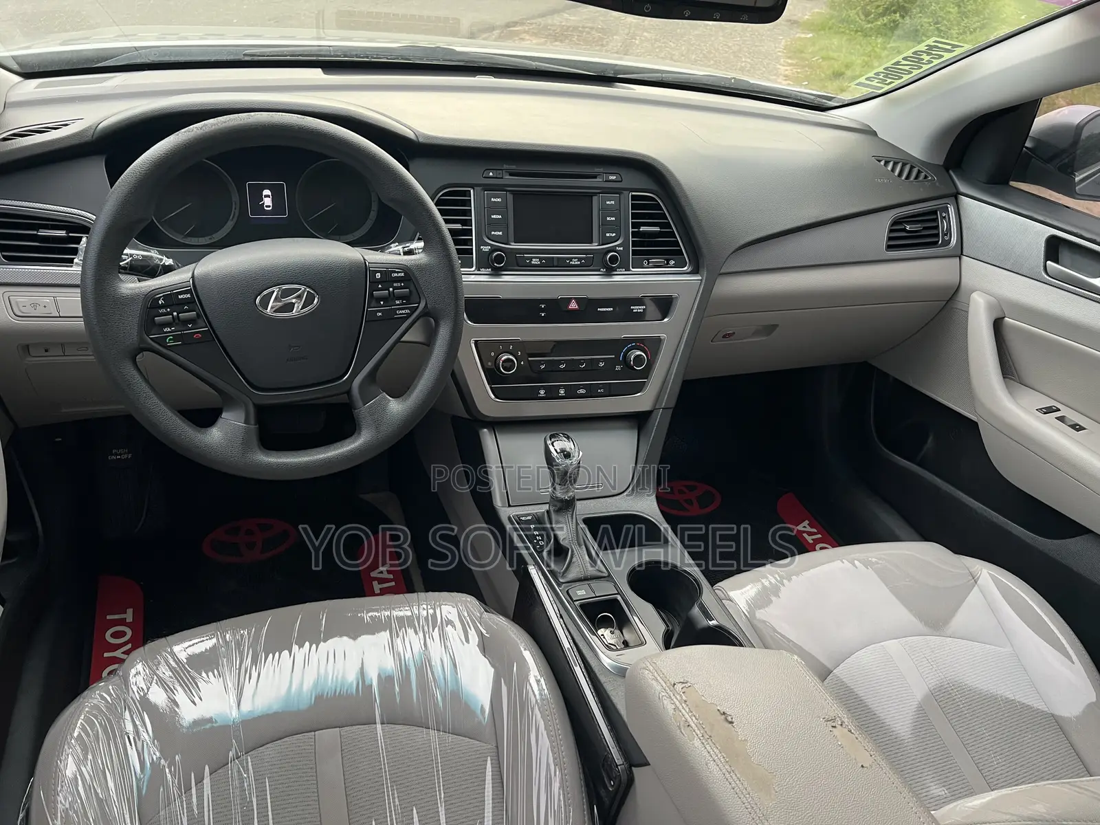 Hyundai Sonata Limited 4dr Sedan (2.4L 4cyl 6A) 2015 Gray