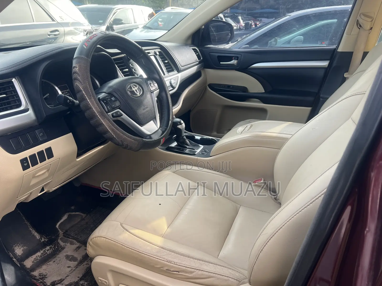Toyota Highlander XLE 4x4 V6 (3.5L 6cyl 8A) 2017 Red