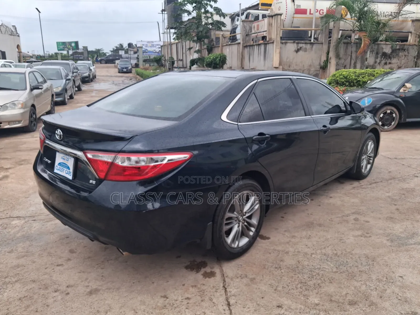 Toyota Camry SE 4dr Sedan (2.5L 4cyl 6A) 2017 Black