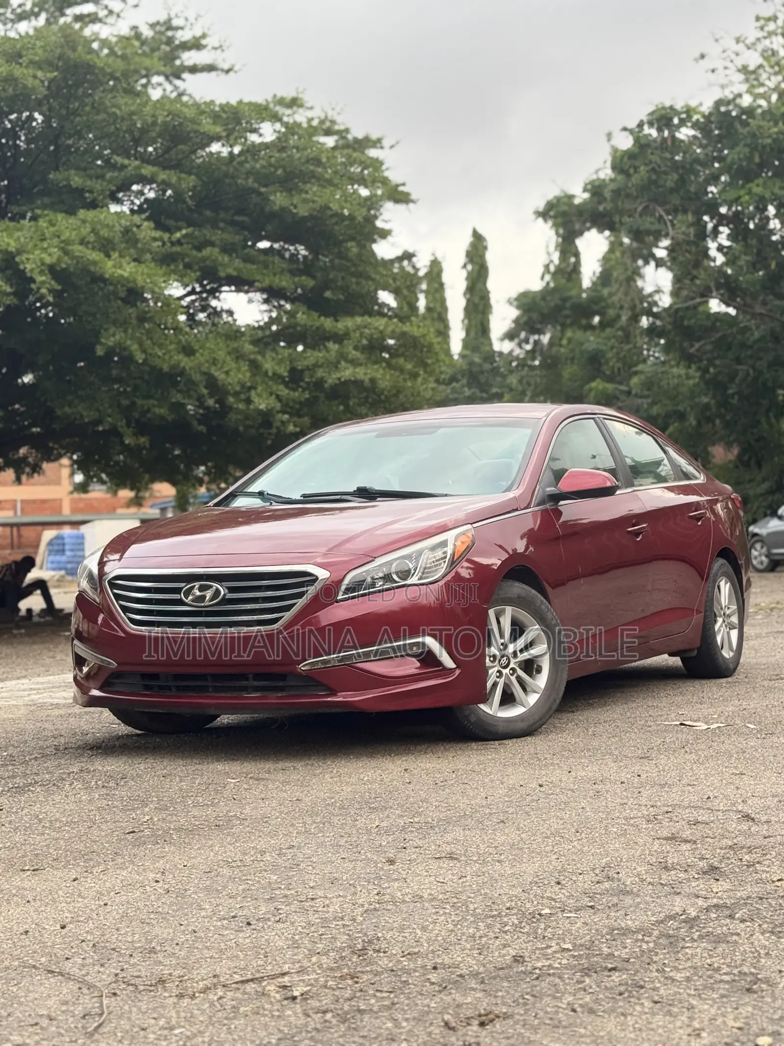 Hyundai Sonata SE 4dr Sedan (2.4L 4cyl 6A) 2015 Red