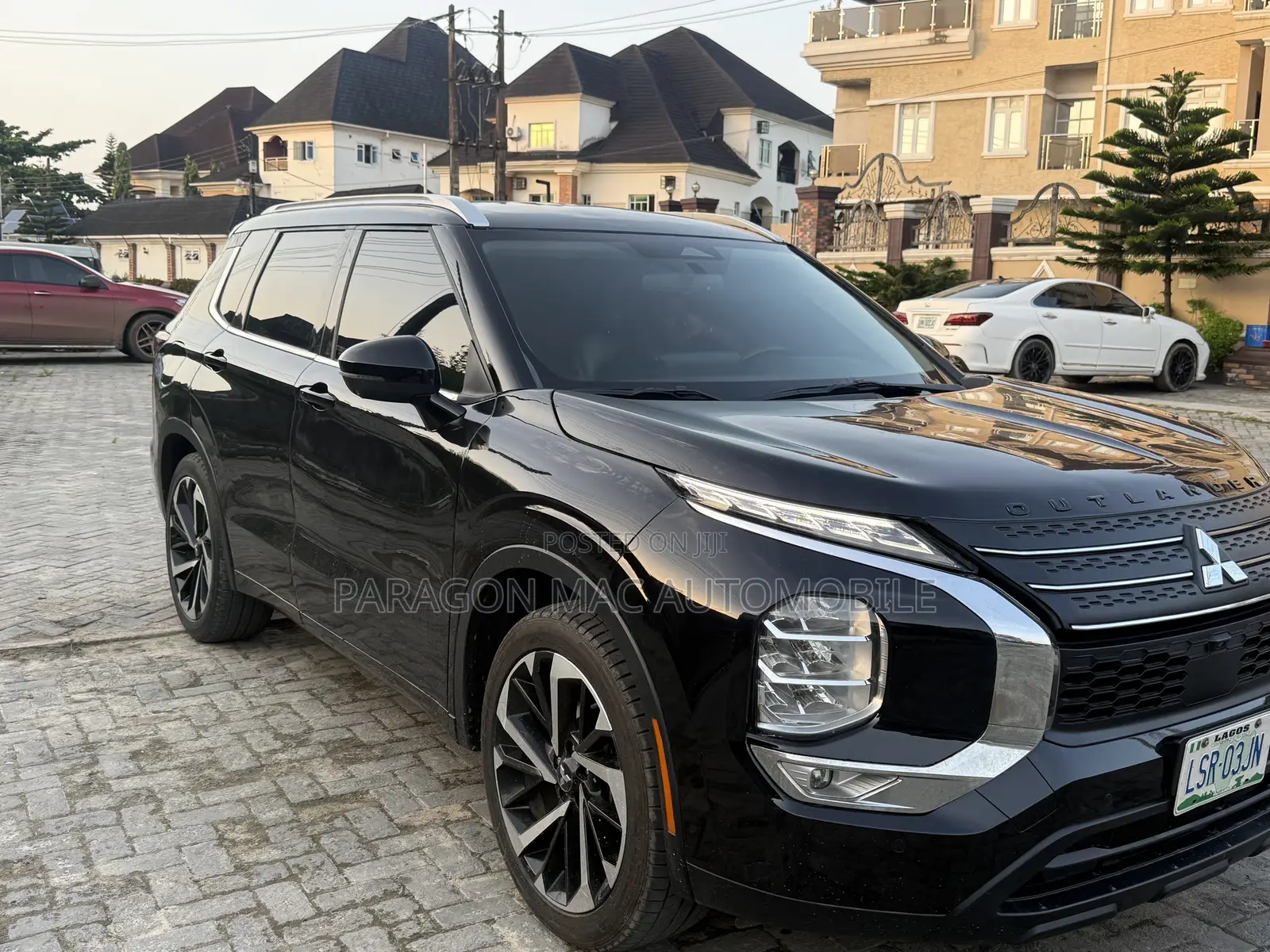 Mitsubishi Outlander SEL 2023 Black