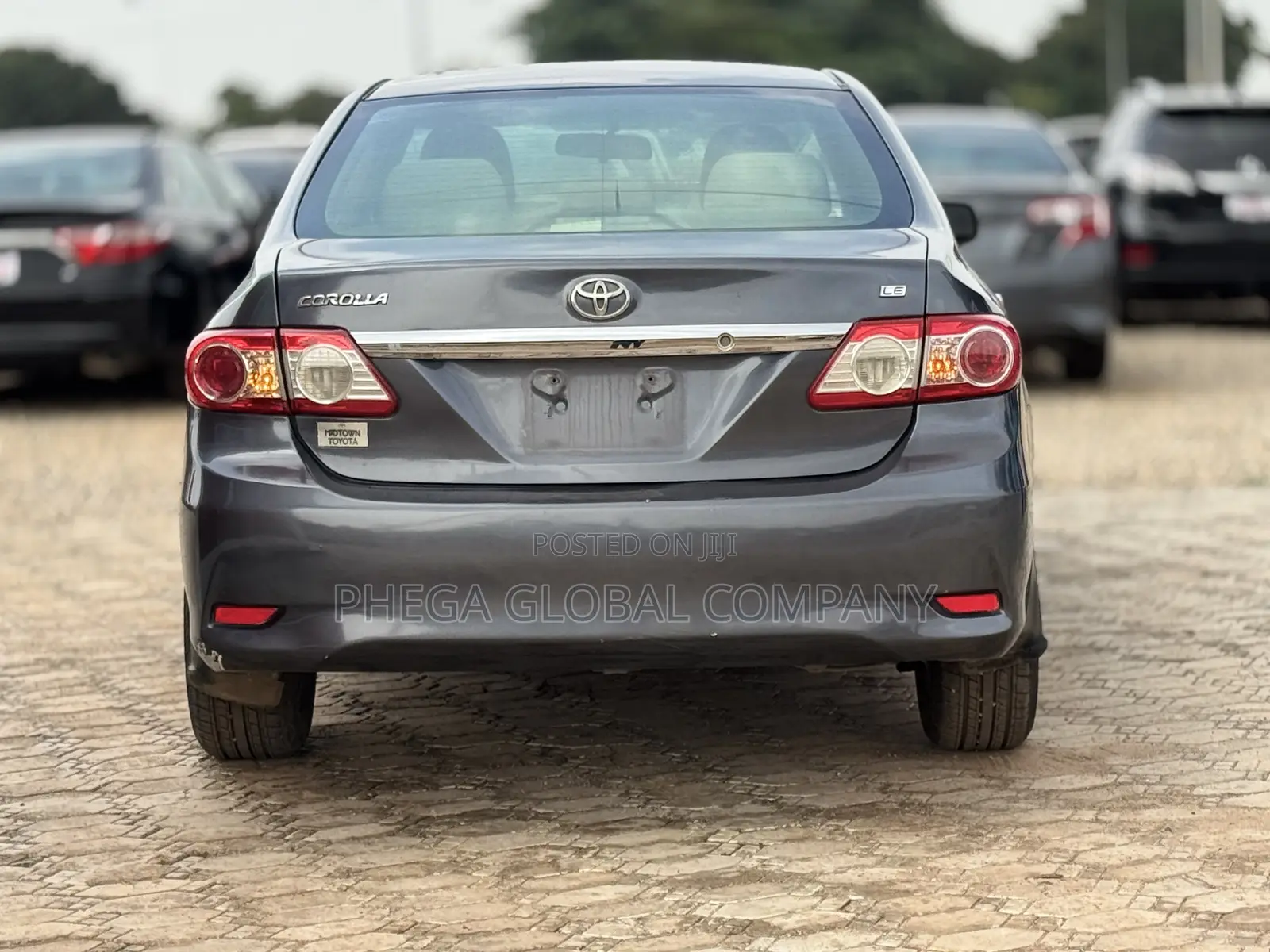Toyota Corolla LE 4dr Sedan (1.8L 4cyl 4A) 2013 Gray