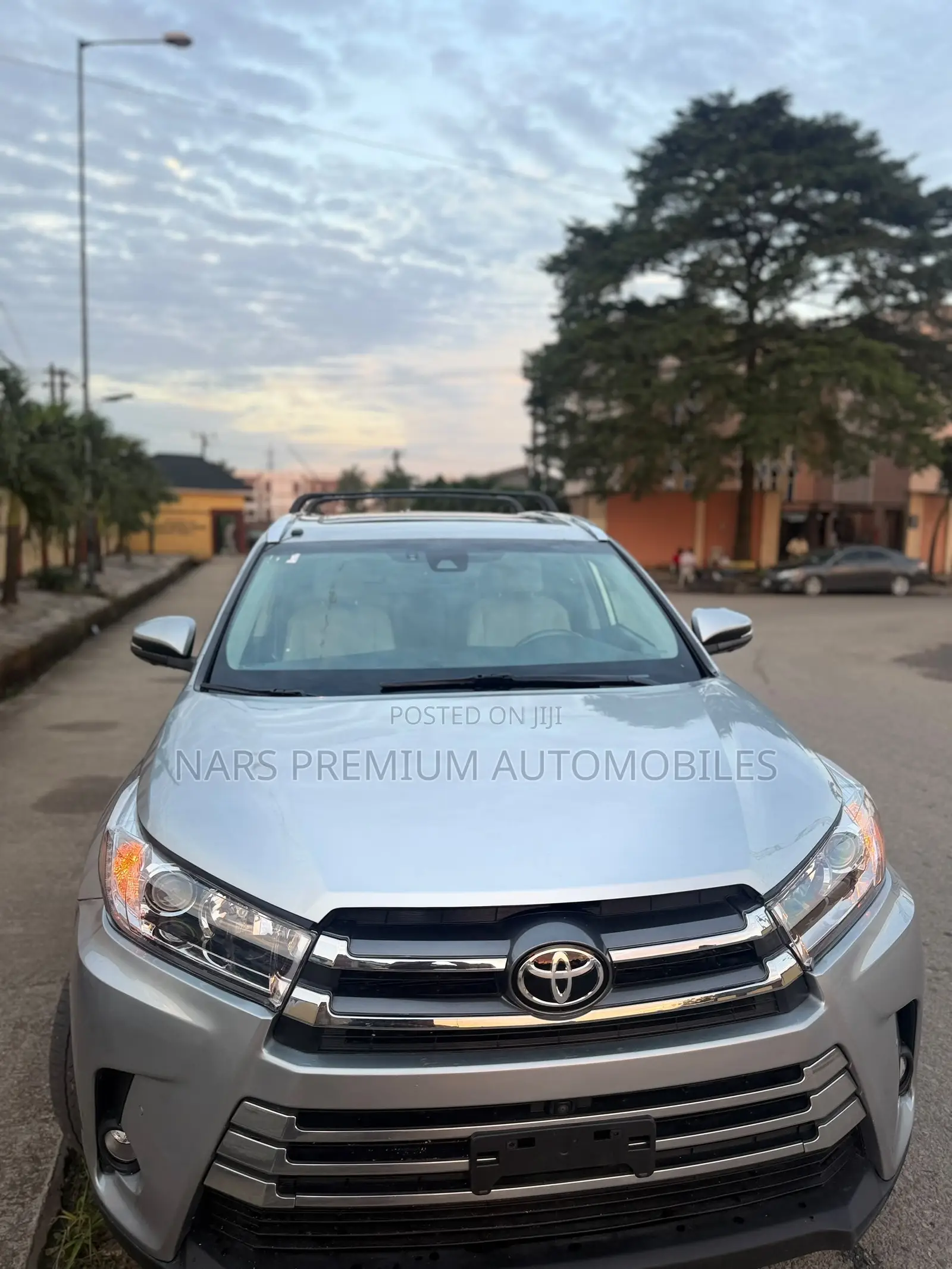 Toyota Highlander Limited Platinum 4x4 V6 (3.5L 6cyl 8A) 2018 Silver