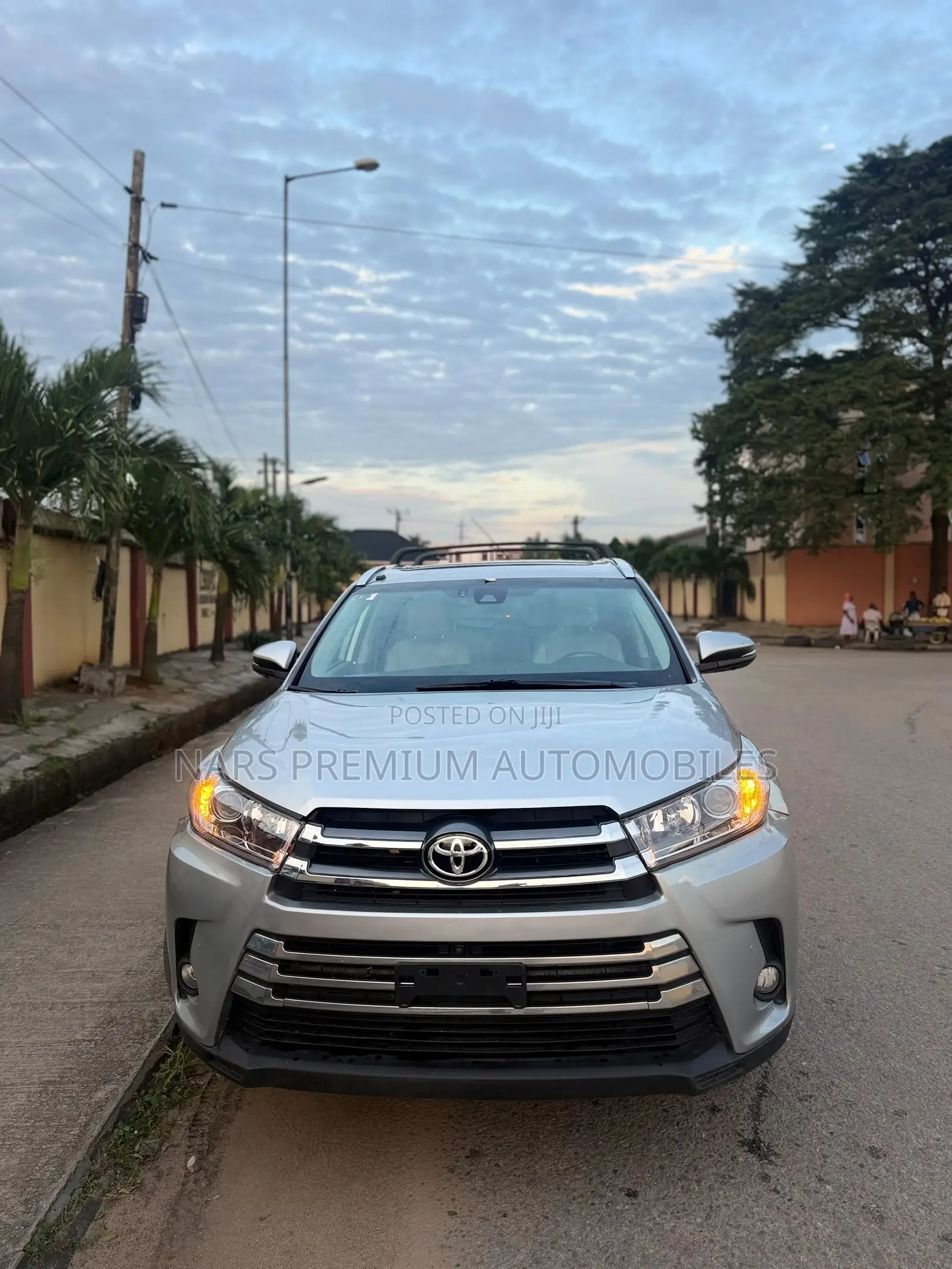 Toyota Highlander Limited Platinum 4x4 V6 (3.5L 6cyl 8A) 2018 Silver