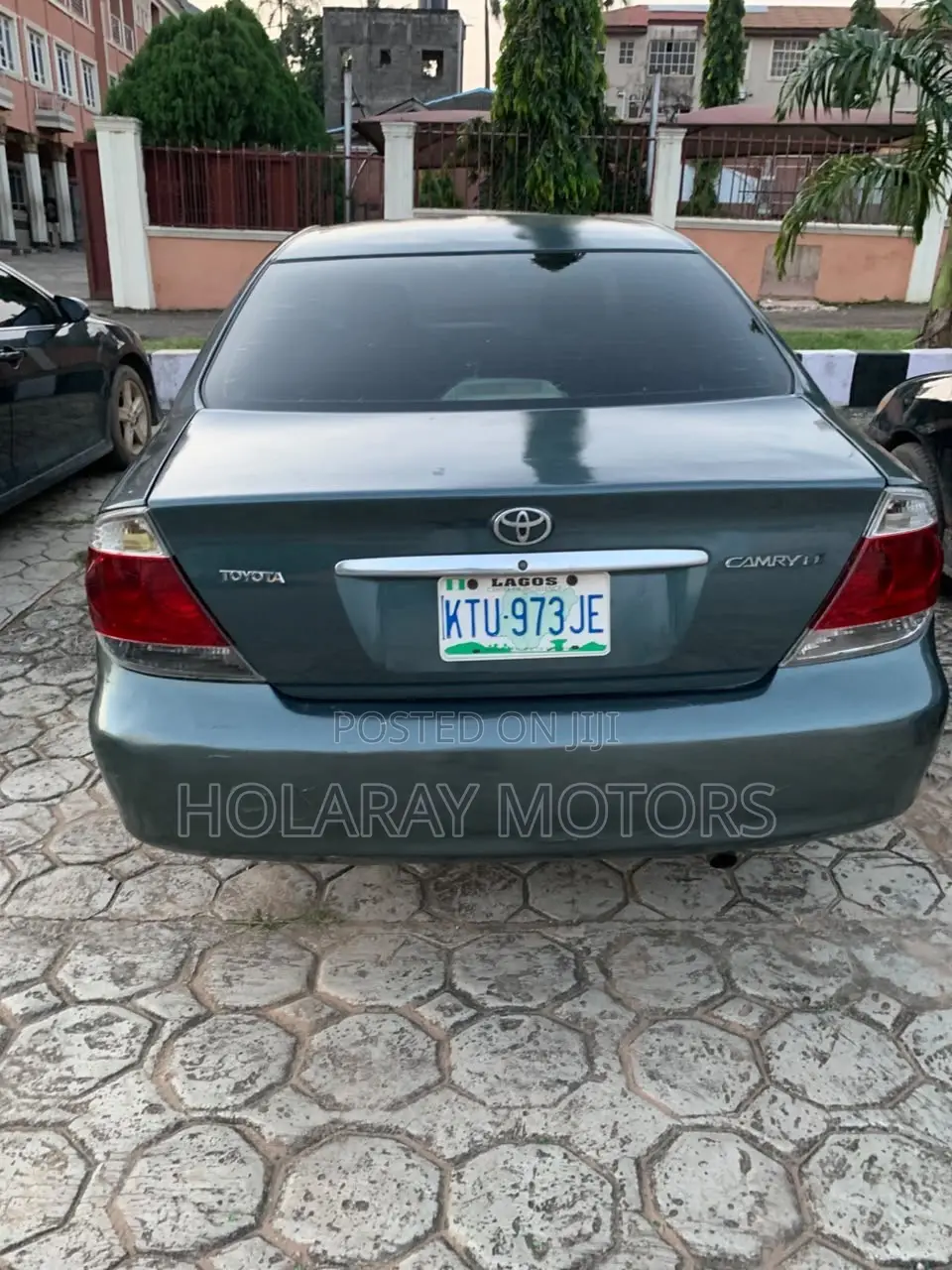 Toyota Camry LE 4dr Sedan (2.4L 4cyl 5A) 2005 Green
