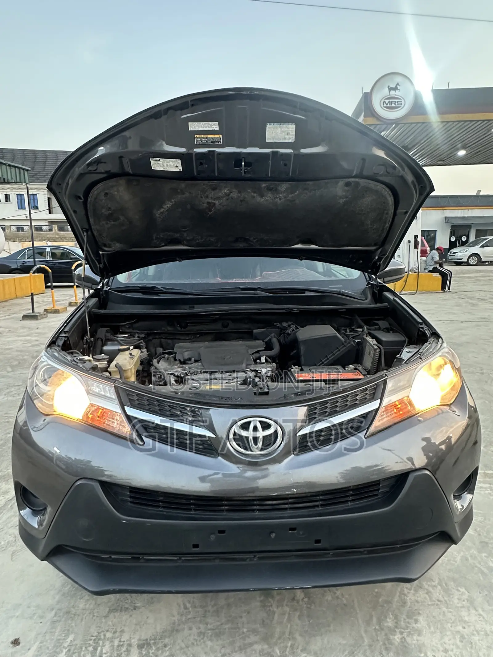 Toyota RAV4 Limited 4dr SUV AWD (2.5L 4cyl 6A) 2014 Gray