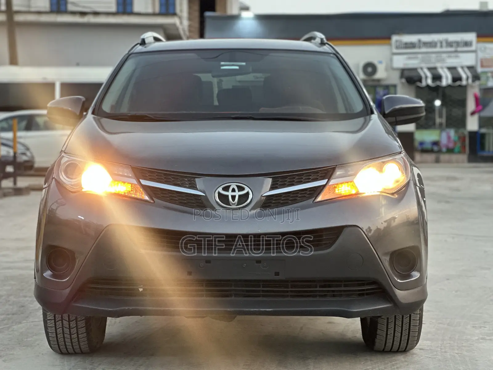 Toyota RAV4 Limited 4dr SUV AWD (2.5L 4cyl 6A) 2014 Gray