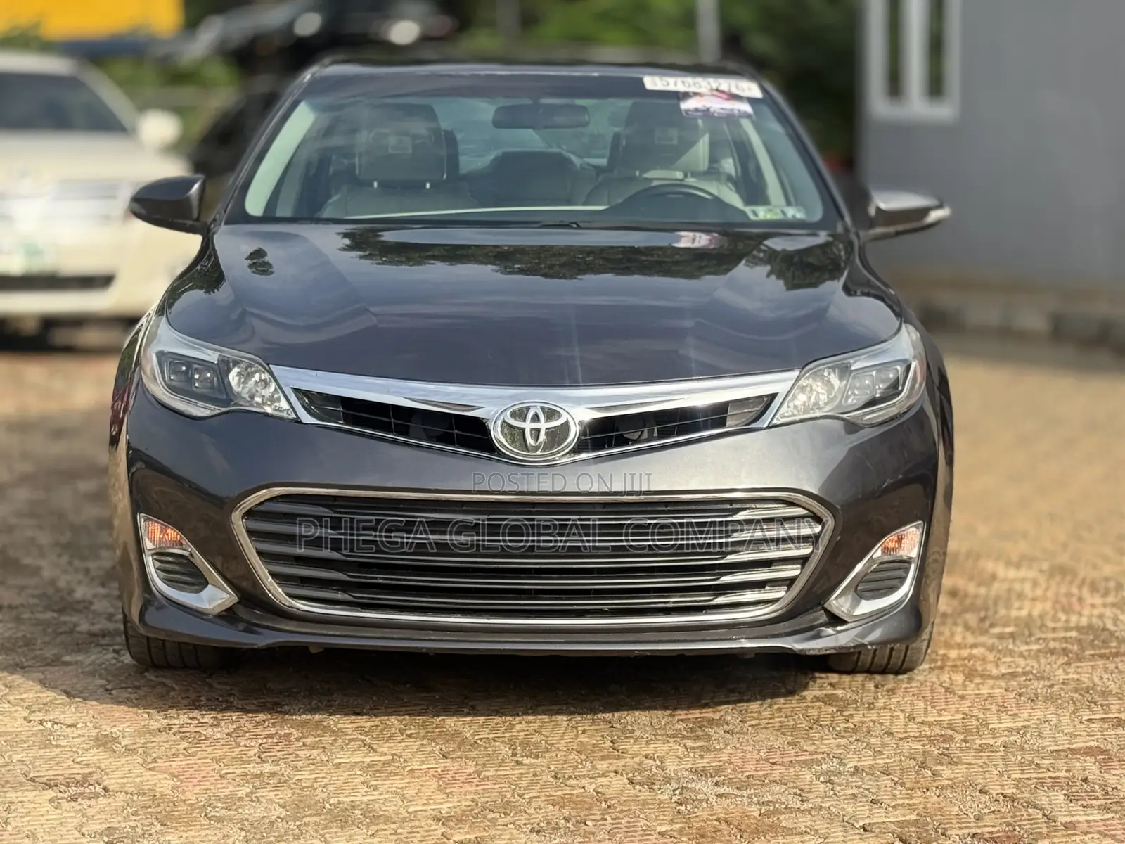 Toyota Avalon XLE 4dr Sedan (3.5L 6cyl 6A) 2014 Gray