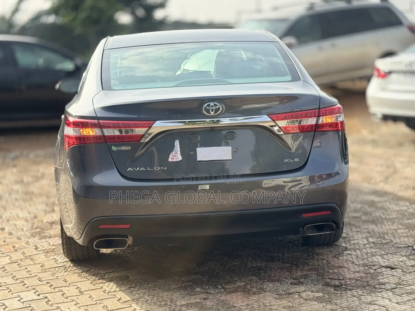 Toyota Avalon XLE 4dr Sedan (3.5L 6cyl 6A) 2014 Gray