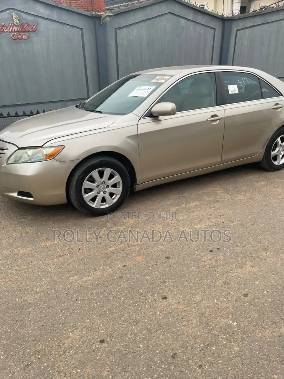Toyota Camry 2.4 LE 2008 Gold