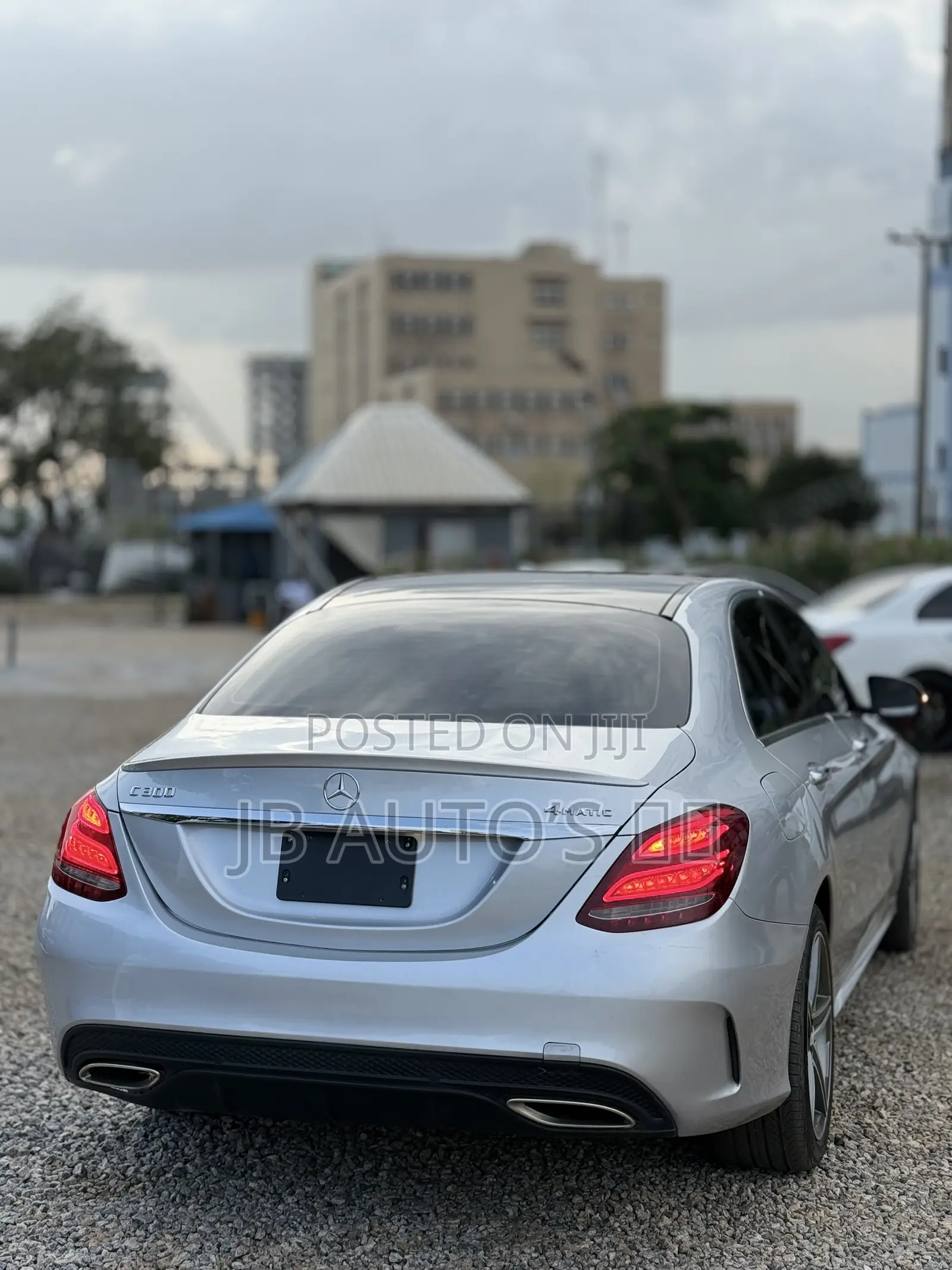 Mercedes-Benz C300 Sport 4Matic Sedan AWD (2.0L 4cyll 7A) 2016 Silver