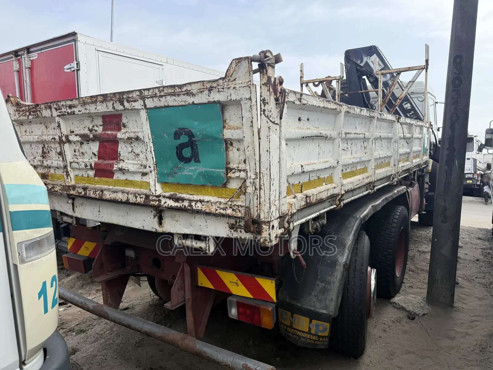 Foreign Used Iveco Truck With 7 Tonnes Hiab.