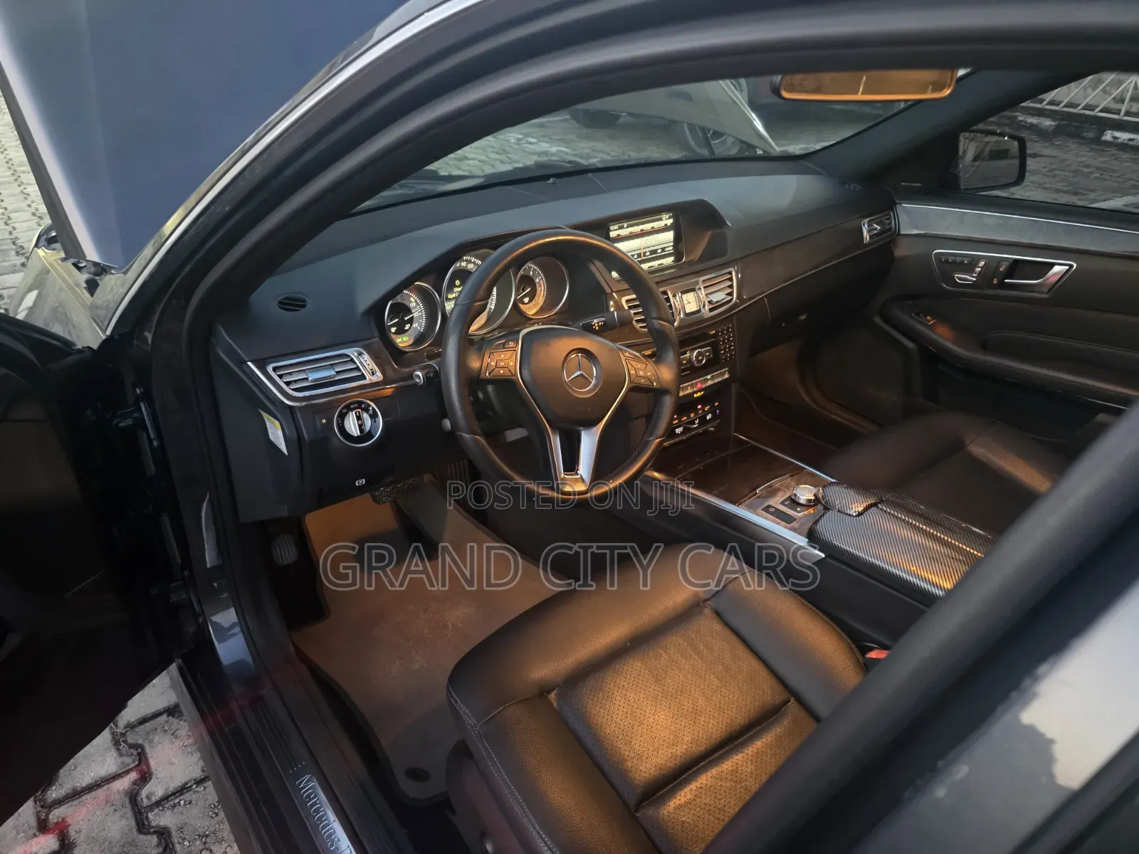 Mercedes-Benz E350 Base 4Matic Sedan AWD (3.5L 6cyl 7A) 2014 Gray