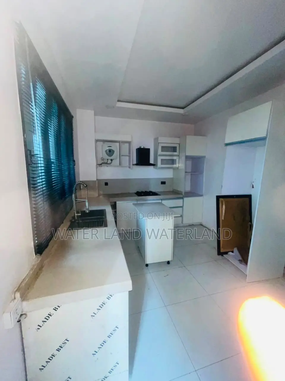 2bdrm Apartment in Camball Wall, Ikate for sale