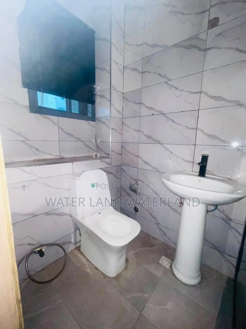 2bdrm Apartment in Camball Wall, Ikate for sale