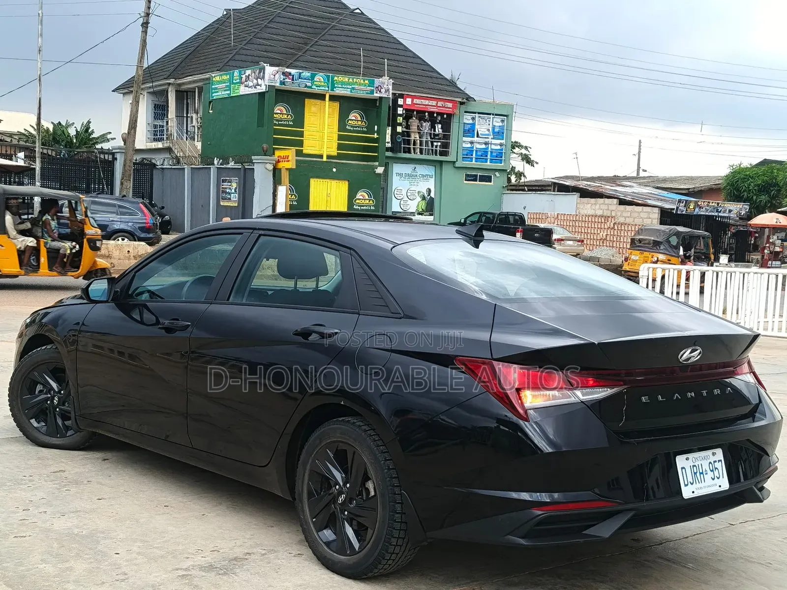 Hyundai Elantra SE 2022 Black