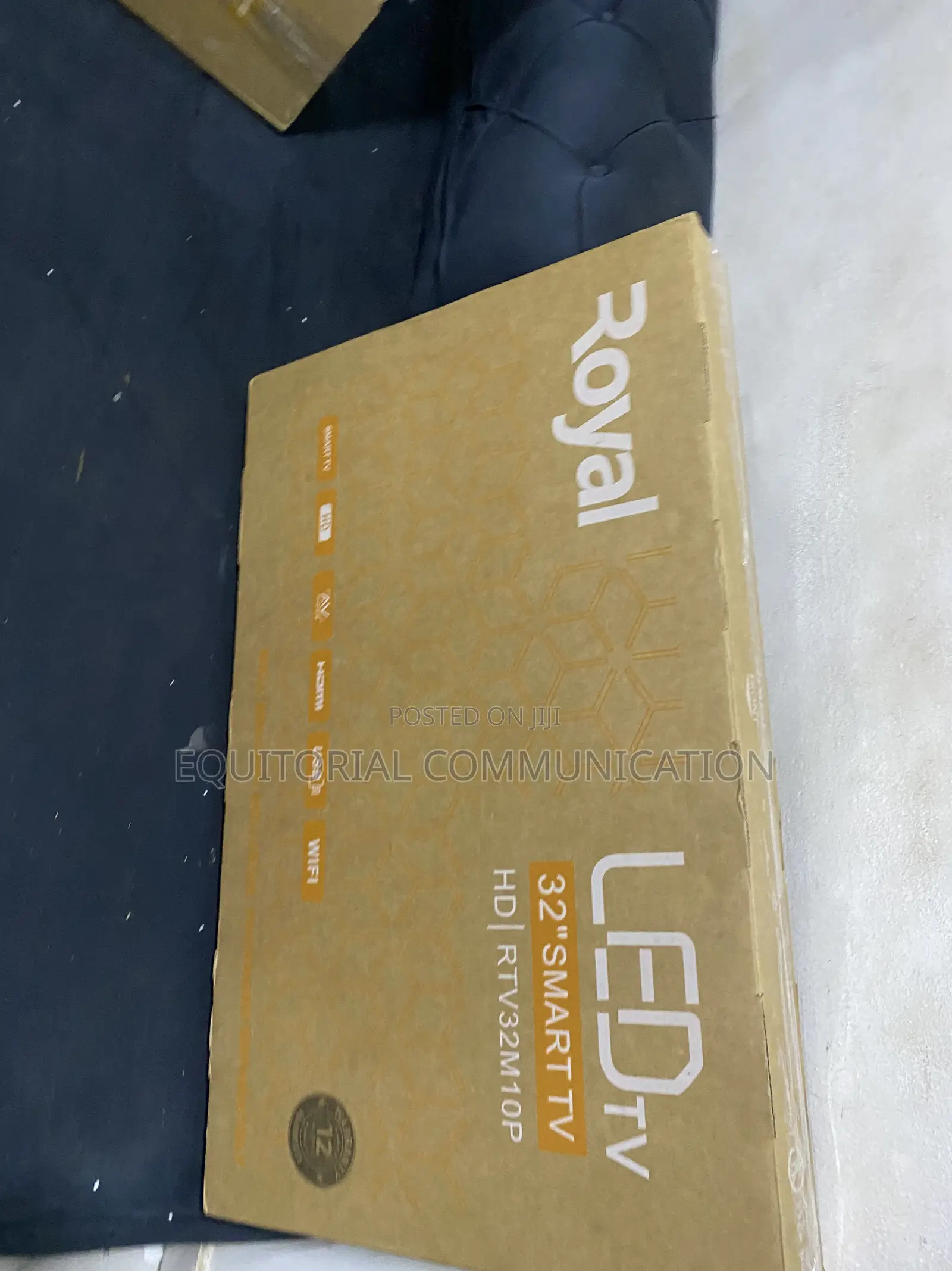 Royal RTV32M10P 32 Inch Television for Compact Rooms
