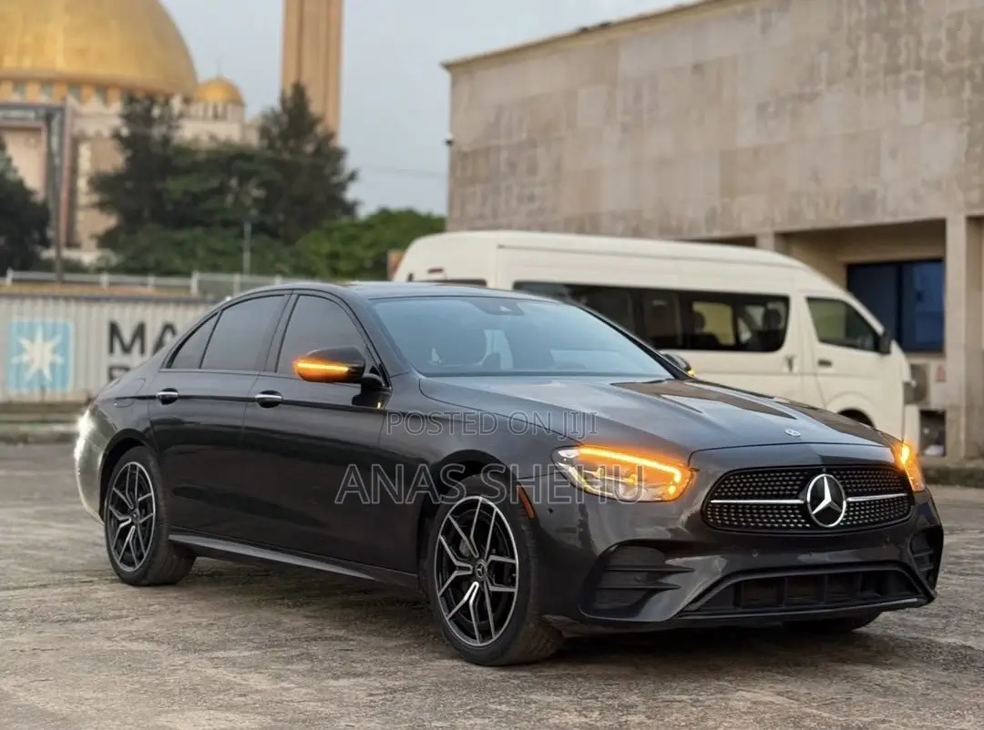 Mercedes-Benz E350 2021 Black