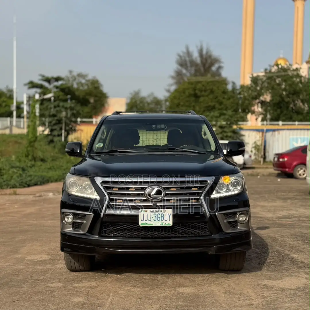 Lexus LX 570 2012 Black