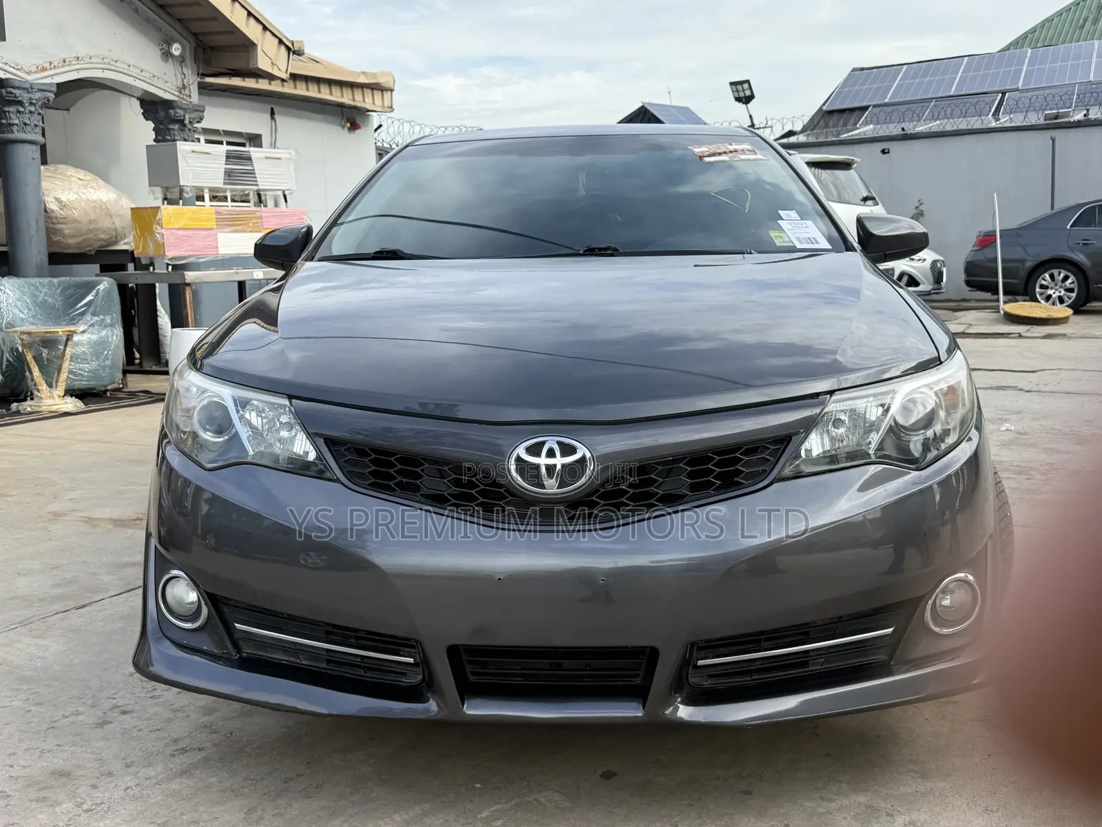 Toyota Camry SE Limited Edition 4dr Sedan (2.5L 4cyl 6A) 2012 Gray