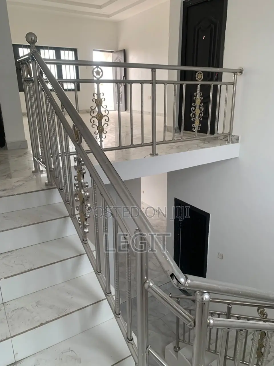 3bdrm Block of Flats in Lugbe District for sale