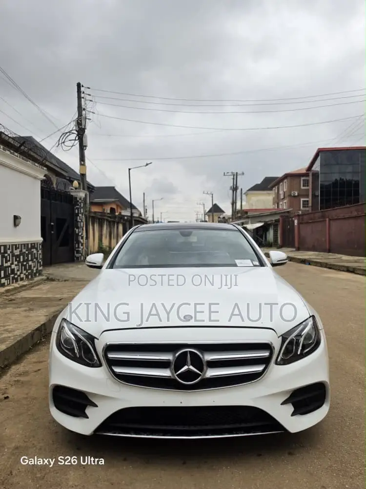 Mercedes-Benz E300 4Matic AWD Sedan (2.0L 4cyl 9A) 2017 White