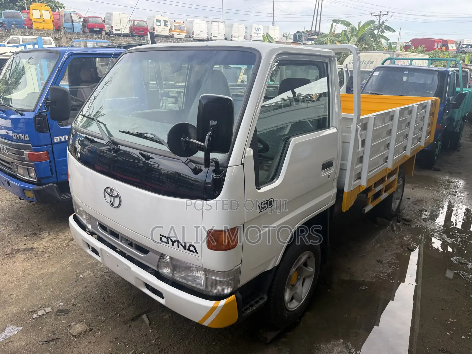 Foreign Used Toyota Dyna Carry Pick Up Truck.